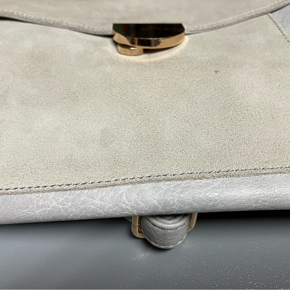 Moda? Chic Light Gray Backpack - Picture 7 of 15